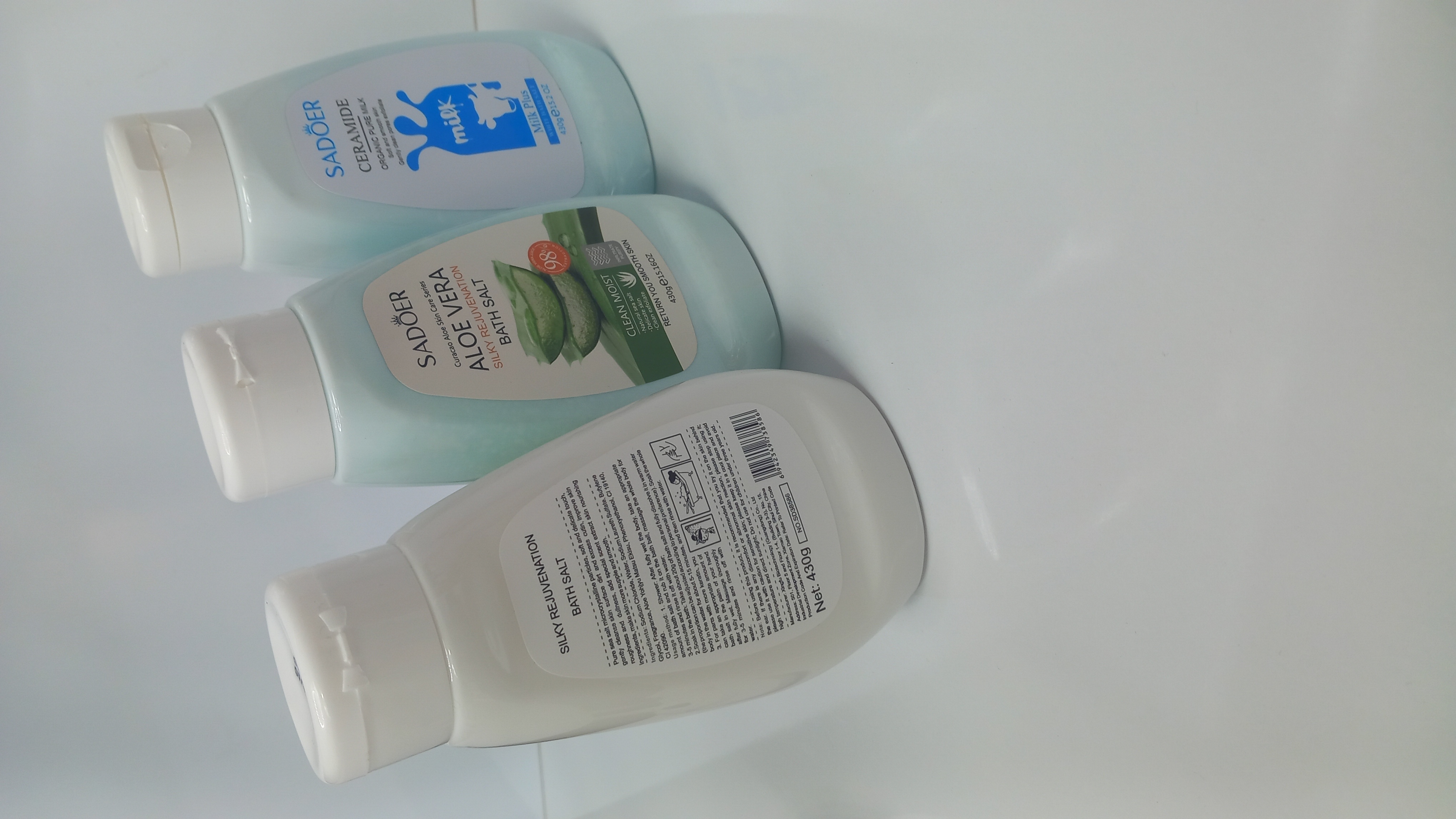 نمک حمام سادور در سه رایحه آلوئه ورا و شیر الاغ و AHA